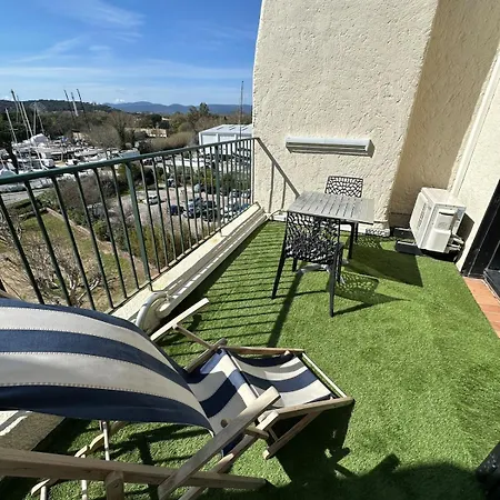 شقة Superbe Triplex Vue Panoramique Sur Saint-tropez *