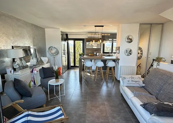 Appartement Superbe Triplex Vue Panoramique Sur Saint-tropez