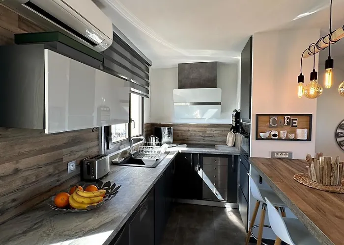 Superbe Triplex Vue Panoramique Sur Saint-tropez Appartement Cogolin