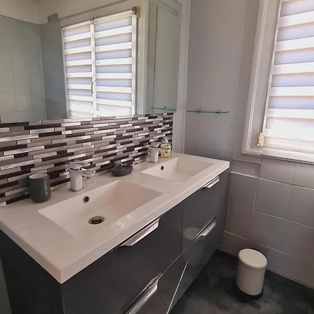 Superbe Triplex Vue Panoramique Sur Saint-tropez