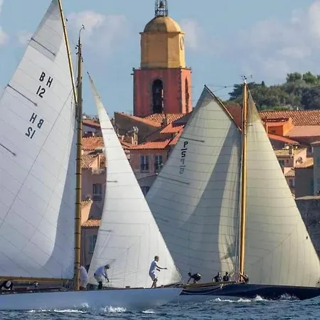Superbe Triplex Vue Panoramique Sur Saint-tropez *